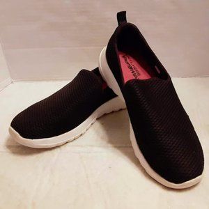 SKECHERS GOWALK SLIP-ON SHOES